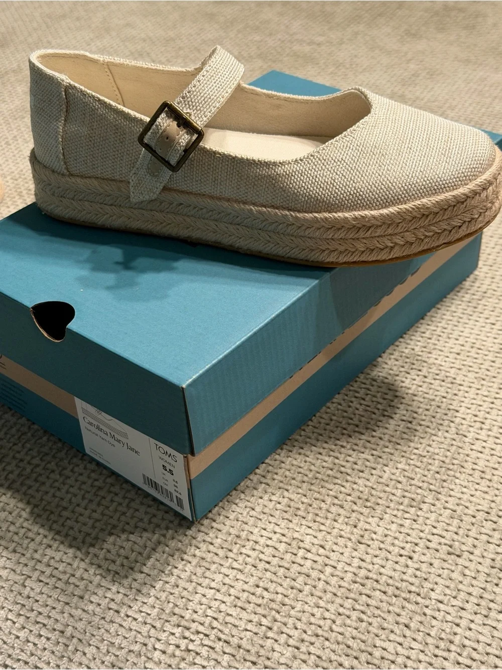 New with box TOMS Carolina Mary Jane Espadrille